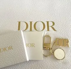 Dior セラミックキーチェーン　チャーム
