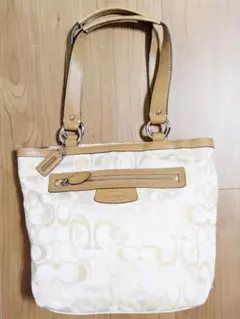 COACH ソーホー・フラップ・サッチェル トートバッグ A4 - メルカリ