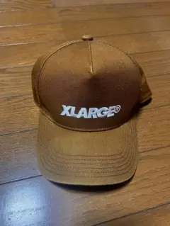 XLARGE キャップ ブラウン　着用一回のサムネイル