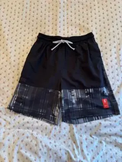 Nike カイリーモデルハーフパンツ　150くらい