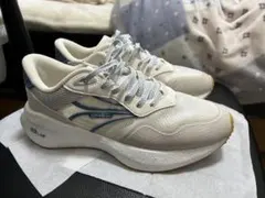 レディーススニーカー 24.0cm ホワイト×ブルー軽量ランニングシューズ美品