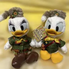 東京ディズニーランド キャンプウッドチャック ぬいぐるみバッジ