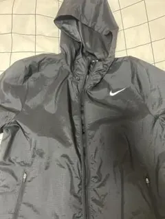 NIKEのナイロンジャケット