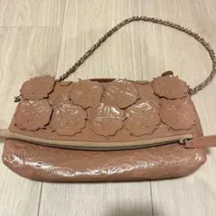 【美品】carving tribes 花エンボス加工 ワンショルダーバッグのサムネイル
