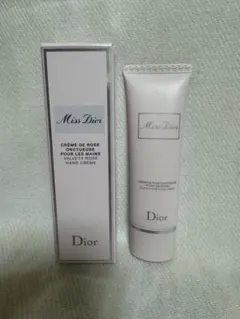Miss Dior クレーム ドゥ ローズ ハンドクリーム 50mlのサムネイル