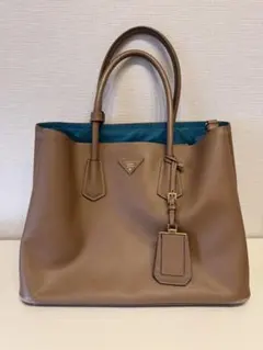 プラダ　PRADA サフィアーノ