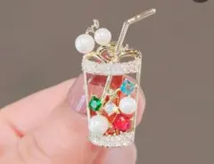 Item thumbnail for item 7bd788bd-144c-4be7-9c04-96124e0cd26e