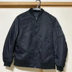UNIQLO ブラック MA-1風ジャケット 150