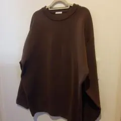 GU新品　ブラウン オーバーサイズ スウェット　ペットボトル