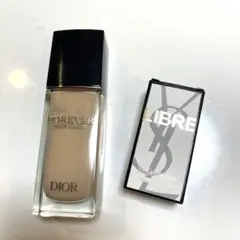 Dior Forever Skin Glow 0N イブサンローラン　リブレ