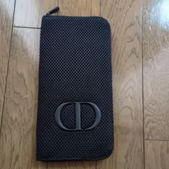 2026年最新】diorノベルティブラシポーチの人気アイテム - メルカリ