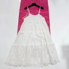 【美品✨】alley by wcloset フリルティアードキャミワンピースのサムネイル
