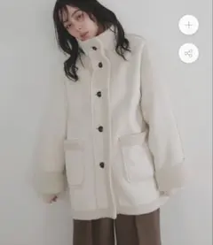 ムートンボアミドルコート