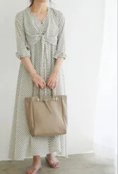 Item thumbnail for item e81067f0-f1ce-4541-afba-a78bd1c0b447