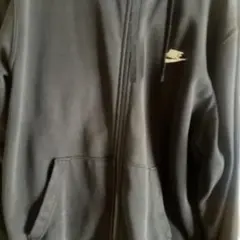 Nike ブラック ジップアップパーカー