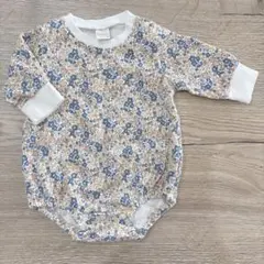 【baby60-70】着やすいスウェットロンパース 花柄