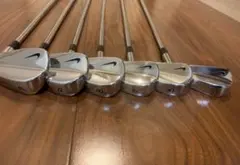 ナイキ ツアーフォージドブレード メンズアイアンセット 6本タイガーウッズモデル