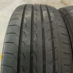 225/60R17 　ヨコハマ　ブルーアースRV3　2本のサムネイル
