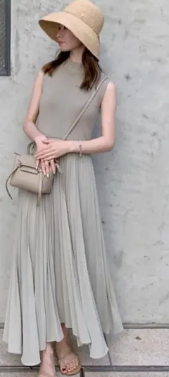 田中みな実 スナイデル snidel ノースリニットドッキングワンピースベージュ