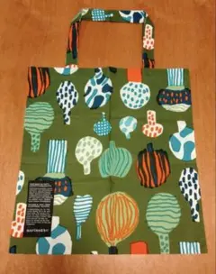 美品 marimekko トートバッグ　キノコ　KUUKUNA クークナのサムネイル