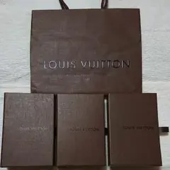 LOUISVUITTONの空箱とショップ紙袋