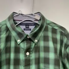 TOMMY HILFIGER グリーン系チェックシャツ　長袖のサムネイル