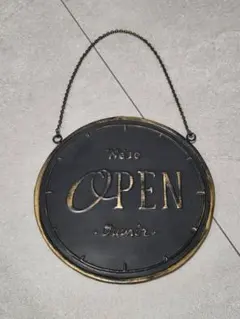 Item thumbnail for item cfe0b8e8-e446-434a-b62e-37692507c2a8