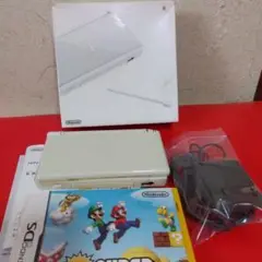 ニンテンドーDS Lite ホワイト 本体とソフト付き