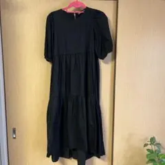 ZARA ワンピース　ブラック