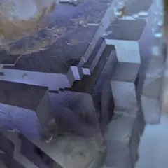 フローライト【FLUORITE/蛍石】パキスタン カラン鉱山 300g 鉱物標本