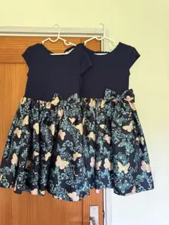 2枚セットH&M 蝶柄 半袖ワンピース 2着セット US 8-10