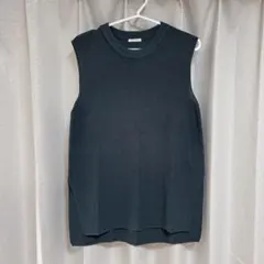 ノースリーブニット　GU
