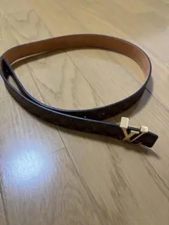 LOUIS VUITTON モノグラム ベルト M9781のサムネイル