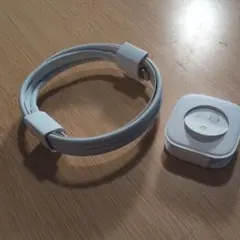 Apple純正 AirPodsPro用イヤーピース、 Lightningケーブル