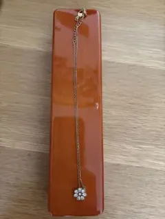 新品☆ピンクオパールのお花ロングネックレス 62cm ハンドメイド 恋愛
