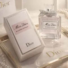 ミスディオール　ブルーミングブーケ　5ml 香水　ミニサイズ Dior お試し