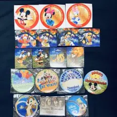 【海外ディズニー】非売品　アニバーサリー　缶バッジ　ステッカー①
