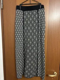 タイトスカート/ロングスカート/ニットスカート/幾何学模様/JEANASIS