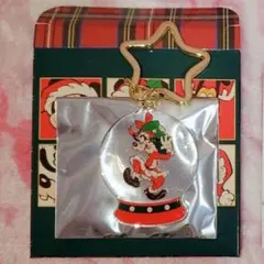 シークレットキーチェーン　クリスマス　スノードーム風　グーフィー