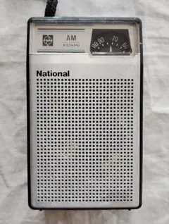 National　AM ポータブルラジオ　R-1016　　故障品