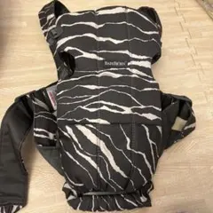 BABYBJORN 抱っこ紐 ゼブラ柄