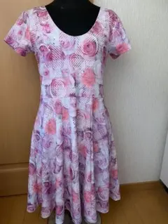 セシルマクビー 花柄ワンピース