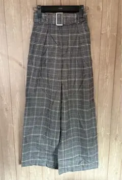 【9775】GU グレー系チェック柄ワイドパンツ ベルト付き Sサイズ