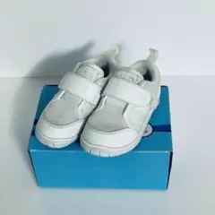 アシックス スニーカー