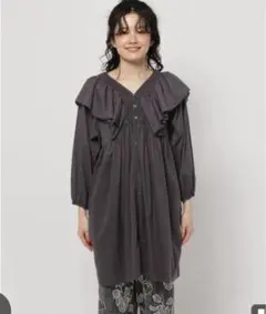 ニコアンド プレミアムローンフリルチュニック　チャコール