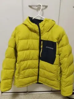 montbell フード付きリバーシブルダウンイエロー/ネイビー