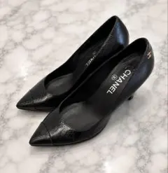 CHANEL ブラック パンプスのサムネイル