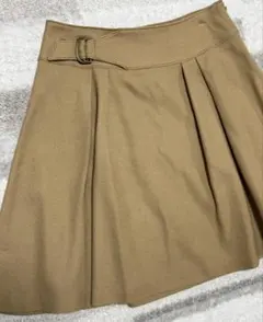 UNTITLED クリーニング済 毛100% 膝丈スカート