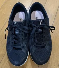 アシックスローカットスニーカー 23.5
