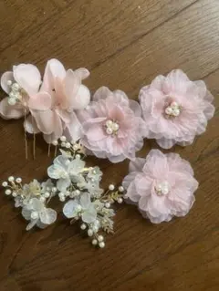 ピンクのフラワーヘアアクセサリーセット 8点